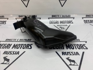 Патрубок воздушный, ориг. номер 13717521011, BMW 525i E60 2002-2007