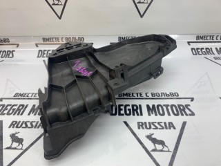 Кронштейн замка двери передний левый, ориг. номер 30784314, Volvo V60 2010-2013