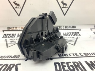 Замок двери передний правый, ориг. номер 31349860, Volvo V60 2010-2013