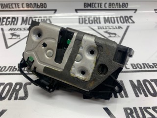 Замок двери передний правый, ориг. номер 31349860, Volvo V60 2010-2013