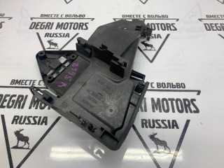 Кронштейн замка двери передний правый, ориг. номер 30784315, Volvo V60 2010-2013