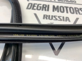 Уплотнитель двери задний правый, ориг. номер 30649295, Volvo S80 2006-2010