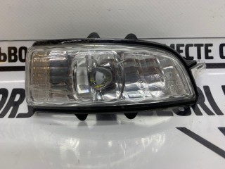 Поворотник в зеркале правый, ориг. номер 31111102, Volvo V70 2004-2007