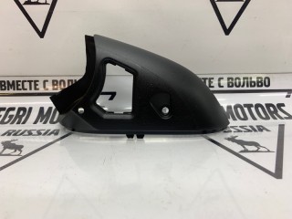 Накладки прочие левые, ориг. номер 3004137, Volvo V70 2007-2013