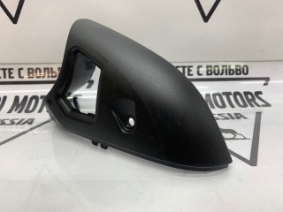 Накладки прочие левые, ориг. номер 3004137, Volvo V70 2007-2013