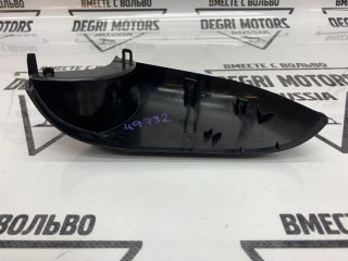 Крышка зеркала нижняя правая, ориг. номер 3304508, Volvo S60 2010-2013