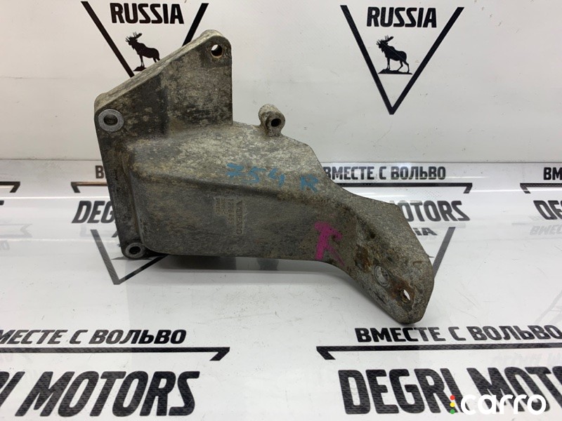 1366456 Кронштейн двигателя правый Volvo 960 1995г. - фото №3