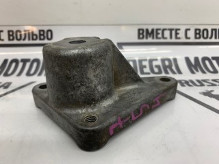 Кронштейн опоры двигателя левый, ориг. номер 1366459, Volvo 960 1994-1998