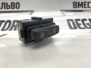 Кнопка центрального замка передняя правая, ориг. номер 31343100, Volvo XC70 2007-2013