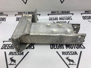 Усилитель бампера правый, ориг. номер 51113448461, BMW X3 2006-2010