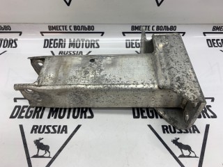Усилитель бампера правый, ориг. номер 51113448461, BMW X3 2006-2010