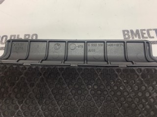 Решетка (сетка) динамика, ориг. номер 65136990108, BMW X3 2006-2010