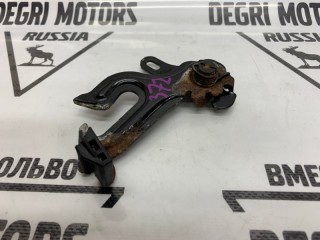 Крюк капота передний, ориг. номер 31425790, Volvo XC60 2008-2013