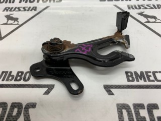 Крюк капота передний, ориг. номер 31425790, Volvo XC60 2008-2013