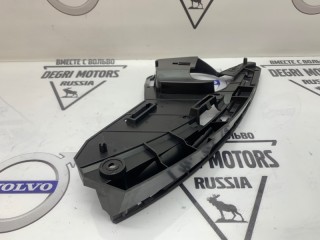 Кронштейн бампера передний левый, ориг. номер 30763433, Volvo XC60 2008-2013