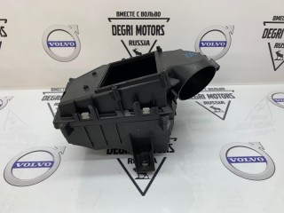 Корпус воздушного фильтра, ориг. номер 30636830, Volvo XC70 2004-2007