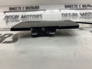Заглушка крюка передняя, ориг. номер 9476043, VOLVO V70 2000-2004