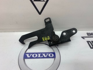 Крюк капота, ориг. номер 30763562, Volvo XC90 2006-2014