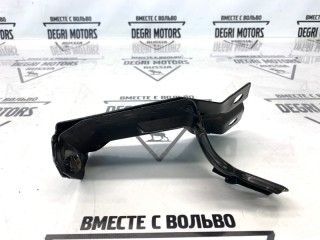 Кронштейн радиатора левый, ориг. номер 31261931, Volvo XC60 2008-2013