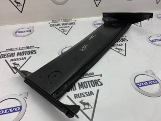 Дефлектор радиатора, ориг. номер 9151897, Volvo XC70 2004-2007