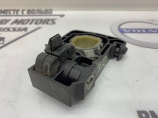 Кронштейн радиатора правый, ориг. номер 17117575248, BMW 523i F10 2009-2013