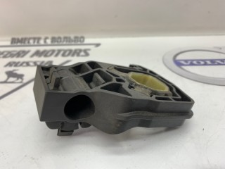 Кронштейн радиатора правый, ориг. номер 17117575248, BMW 523i F10 2009-2013