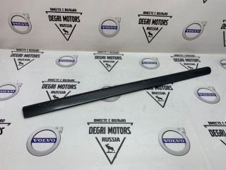 Молдинг двери передний правый, ориг. номер 39891881, Volvo XC90 2006-2014