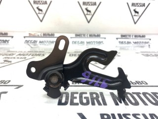 Крюк капота, ориг. номер 31425789, Volvo XC70 2007-2013