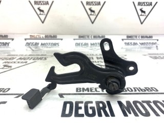 Крюк капота, ориг. номер 31425789, Volvo XC70 2007-2013