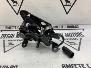 Замок капота левый, ориг. номер 51237183761, BMW 5-Series F10 2009-2013