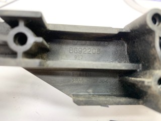 Кронштейн воздушного фильтра, ориг. номер 30650770, Volvo S80 2006-2010
