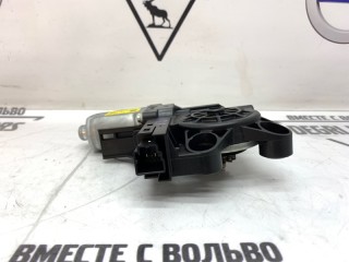 Мотор стеклоподъемника задний левый, ориг. номер 30699647, Volvo V70 2007-2013