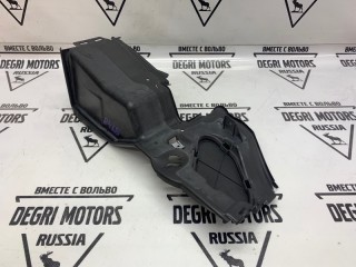 Жабо правое, ориг. номер 51717897176, BMW 5-Series E60 2007-2010