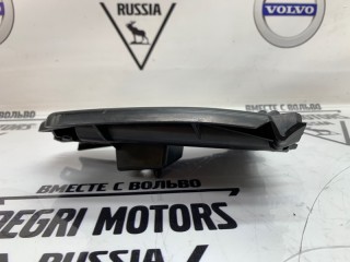 Кронштейн бампера передний правый, ориг. номер 30795049, Volvo V60 2010-2013