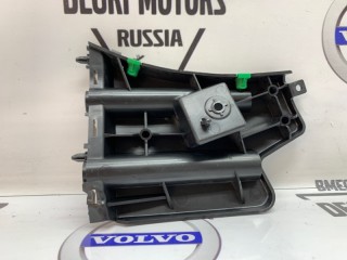 Кронштейн бампера передний правый, ориг. номер 30795049, Volvo V60 2010-2013