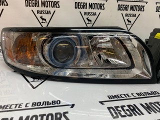 Комплект передних фар, ориг. номер 32206145, Volvo S40 2007-2012