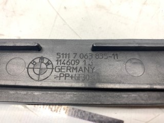 Накладка бампера передняя, ориг. номер 51117063835, BMW 525i E60 2002-2007