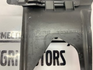 Накладка передней панели передняя, ориг. номер 31278663, Volvo S40 2007-2012