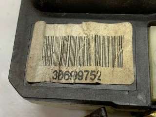 Замок двери передний правый, ориг. номер 30699752, Volvo S60 2004-2010