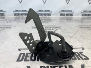 Крюк капота левый, ориг. номер 51237183763, BMW 530i F10 2009-2013