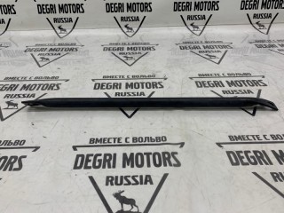 Распорка передняя правая, ориг. номер 51647187096, BMW 523i F10 2009-2013