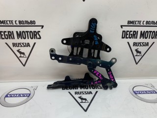 Петля капота правая, ориг. номер 51237184436, BMW 530i F10 2009-2013