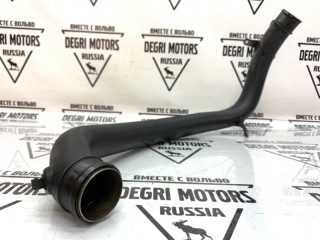 Патрубок интеркулера, ориг. номер 8638967, Volvo XC70 2004-2007