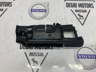 Дефлектор радиатора правый, ориг. номер 31383123, Volvo S60 2013-2018