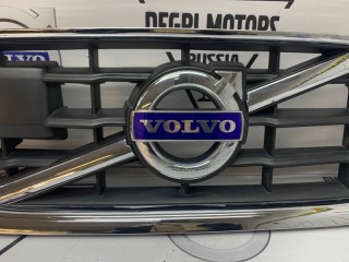 Решетка радиатора, ориг. номер 31386992, Volvo S60 2010-2013