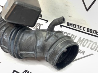 Патрубок воздушный, ориг. номер 30636828, Volvo S60 2000-2004