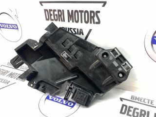 Кронштейн замка двери задний левый, ориг. номер 31484043, Volvo XC90 2014-2019
