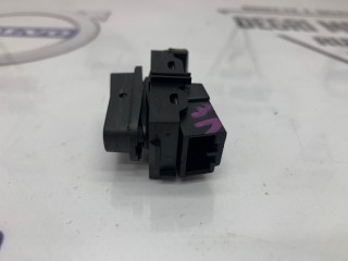 Кнопка центрального замка передняя правая, ориг. номер 30710476, Volvo S40 2003-2007