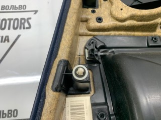 Обшивка двери задняя левая, ориг. номер 51427273279, BMW 523i F10 2009-2013