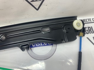 Стеклоподъемник передний правый, ориг. номер 51337182132, BMW 530i F10 2009-2013